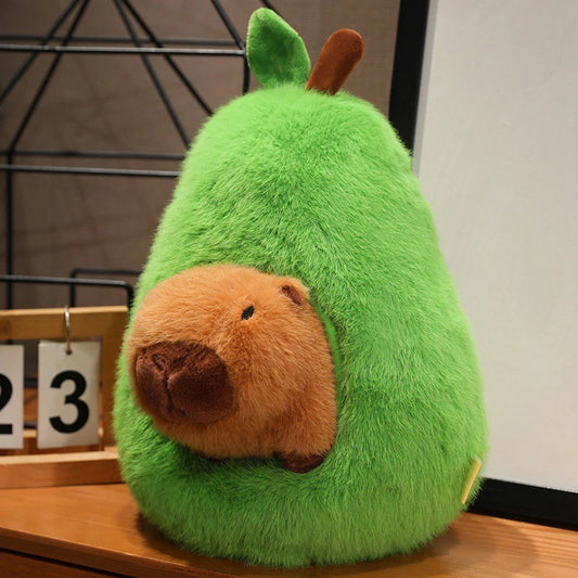 Adorable Capybara y su palta